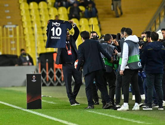 Jay Jay Okacha during the UEFA Europa League group D match between Fenerbahce and Eintracht Frankfurt at Ulker Stadium on December 9, 2021 in Istanbul, Turkey. (Photo by Seskimphoto) Fenerbahce v Eintracht Frankfurt: Group D - UEFA Europa League 