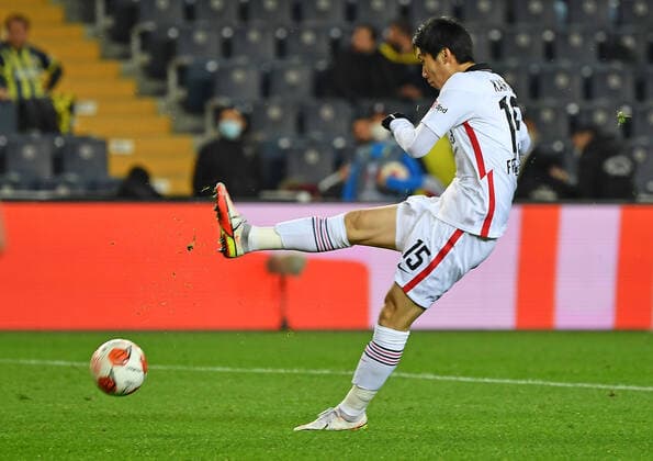 09.12.2021, xjhx, Fussball UEFA Europa League, Fenerbahce Istanbul - Eintracht Frankfurt emspor, v.l. Daichi Kamada (Eintracht Frankfurt) (DFL DFB REGULATIONS PROHIBIT ANY USE OF PHOTOGRAPHS as IMAGE SEQUENCES and or QUASI-VIDEO) Istanbul