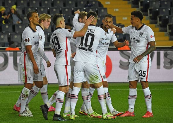 09.12.2021, xjhx, Fussball UEFA Europa League, Fenerbahce Istanbul - Eintracht Frankfurt emspor, v.l. Torjubel nach dem Tor zum celebrating the goal celebrate 0:1 durch Djibril Sow (Eintracht Frankfurt) (DFL DFB REGULATIONS PROHIBIT ANY USE OF PHOTOGRAPHS as IMAGE SEQUENCES and or QUASI-VIDEO) Istanbul