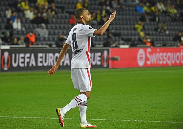 09.12.2021, xjhx, Fussball UEFA Europa League, Fenerbahce Istanbul - Eintracht Frankfurt emspor, v.l. Torjubel nach dem Tor zum celebrating the goal celebrate 0:1 durch Djibril Sow (Eintracht Frankfurt) (DFL DFB REGULATIONS PROHIBIT ANY USE OF PHOTOGRAPHS as IMAGE SEQUENCES and or QUASI-VIDEO) Istanbul