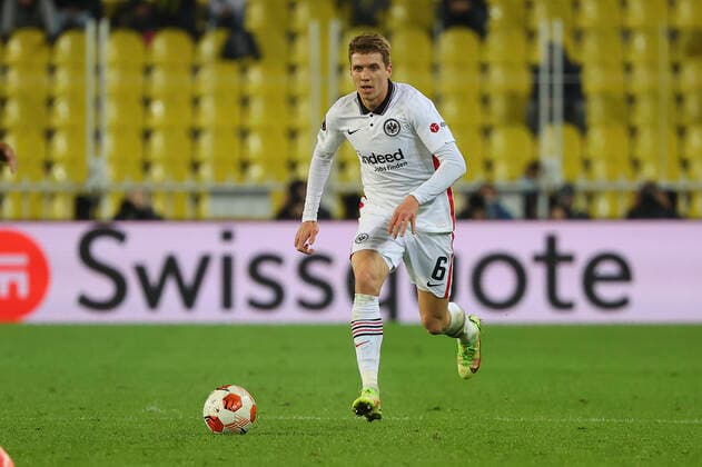 09.12.2021, Fussball UEFA Europa League, Fenerbahce SK Istanbul - Eintracht Frankfurt, emonline, emspor, v.l., Kristijan Jakic (Eintracht Frankfurt) DFL DFB REGULATIONS PROHIBIT ANY USE OF PHOTOGRAPHS AS IMAGE SEQUENCES AND OR QUASI-VIDEO. xdcx Copyright: HMBxMedia Claus