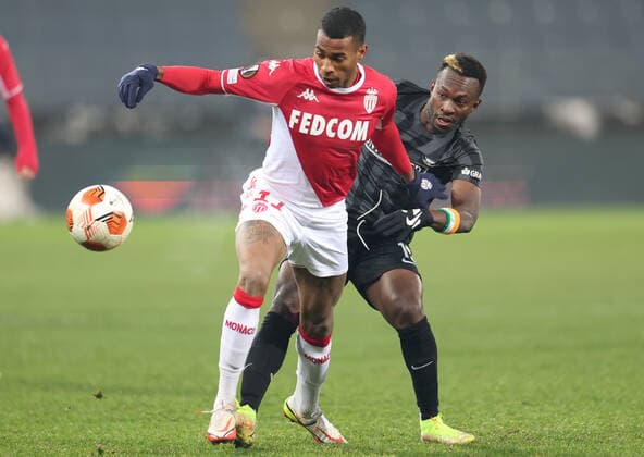 SOCCER - UEFA EL, Sturm vs Monaco GRAZ,AUSTRIA,09.DEC.21 - SOCCER - UEFA Europa League, group stage, SK Sturm Graz vs AS Monaco. Image shows Jean Lucas (Monaco) and Anderson Niangbo (Sturm) .  GEPAxpictures xChrisxBauer