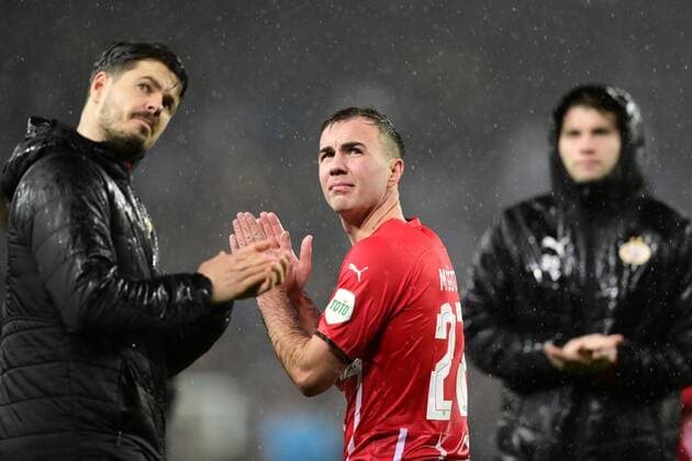 Sport Bilder des Tages SAN SEBASTIAN - Mario Gotze of PSV Eindhoven. PSV lose 3-0 in the UEFA Europa League match against Real Sociedad at Estadio de Anoeta on December 9, 2021 in San Sebastian, Spain. ANP OLAF KRAAK UEFA Europa League 2021 2022 xVIxANPxSportx xxANPxIVx