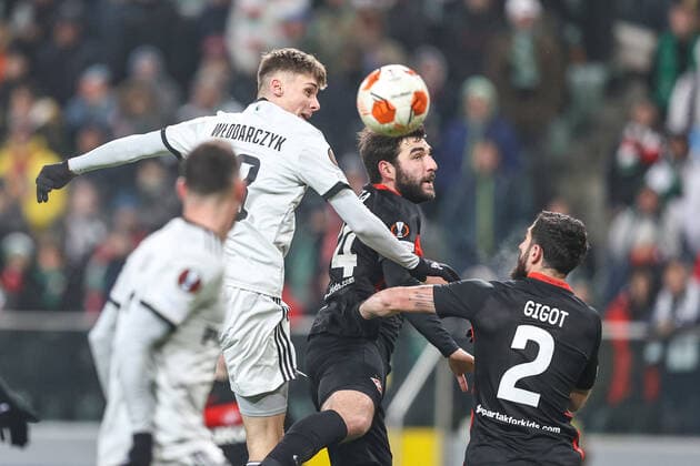 09.12.2021 WARSZAWA, LAZIENKOWSKA PILKA NOZNA ( FOOTBALL ) LIGA EUROPY UEFA SEZON 2021 2022 ( UEFA EUROPEAN LEAGUE ) FAZA GRUPOWA (GROUP STAGE)?MECZ LEGIA WARSZAWA - SPARTAK MOSKWA ( GAME LEGIA WARSAW - SPARTAK MOCOW )??NZ SZYMON WLODARCZYK??FOTO LUKASZ GROCHALA CYFRASPORT NEWSPIX.PL --- Newspix.pl  20211209CSLG0054