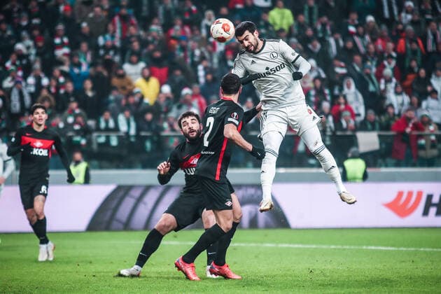 09.12.2021 Warszawa Pilka nozna Liga Europy 2021 2022, faza grupowa Legia Warszawa - Spartak Moskwa N z Mahir Emreli, Samuel Gigot Foto Adam Starszynski PressFocus 09.12.2021 Warsaw Football Europa League 2021 2022, group stage Legia Warszawa - Spartak Moscow Mahir Emreli, Samuel Gigot Credit Adam Starszynski PressFocus NEWSPIX.PL --- Newspix.pl  20211209PF_AS099