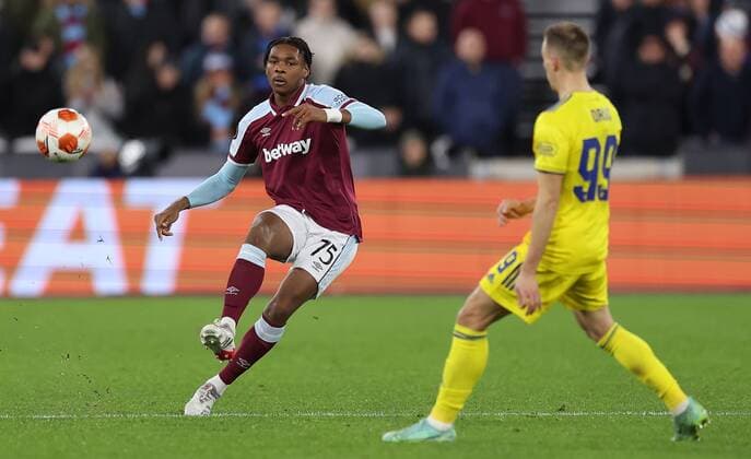 Mandatory Credit: Photo by Simon Dael Shutterstock (12637595an) Jamal Baptiste of West Ham West Ham United v Dinamo Zagreb, UEFA Europa League, Group H, Football, London Stadium, London, UK - 09 Dec 2021 EDITORIAL USE ONLY No use with unauthorised audio, video, data, fixture lists, club league logos or live services. Online in-match use limited to 120 images, no video emulation. No use in betting, games or single club league player publications. West Ham United v Dinamo Zagreb, UEFA Europa League, Group H, Football, London Stadium, London, UK - 09 Dec 2021 EDITORIAL USE ONLY No use with unauthorised audio, video, data, fixture lists, club league logos or live services. Online in-match use limited to 120 images, no video emulation. No use in betting, games or single club league player publications. Copyright: xSimonxDael Shutterstockx 12637595an