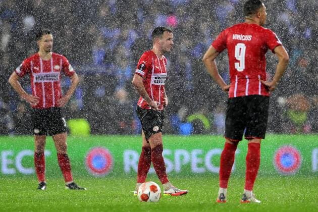 SAN SEBASTIAN - Mario Gotze. PSV lose 3-0 in the UEFA Europa League match against Real Sociedad at Estadio de Anoeta on December 9, 2021 in San Sebastian, Spain. ANP OLAF KRAAK UEFA Europa League 2021 2022 xVIxANPxSportx xxANPxIVx