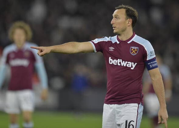 Mandatory Credit: Photo by James GriffithsWest Ham United Shutterstock (12637613y) Mark Noble of West Ham United in action West Ham United v Dinamo Zagreb, UEFA Europa League, Group H, Football, London Stadium, London, UK - 09 Dec 2021 EDITORIAL USE ONLY No use with unauthorised audio, video, data, fixture lists, club league logos or live services. Online in-match use limited to 120 images, no video emulation. No use in betting, games or single club league player publications. West Ham United v Dinamo Zagreb, UEFA Europa League, Group H, Football, London Stadium, London, UK - 09 Dec 2021 EDITORIAL USE ONLY No use with unauthorised audio, video, data, fixture lists, club league logos or live services. Online in-match use limited to 120 images, no video emulation. No use in betting, games or single club league player publications. Copyright: xJamesxGriffithsWestxHamxUnited Shutterstockx 12637613y