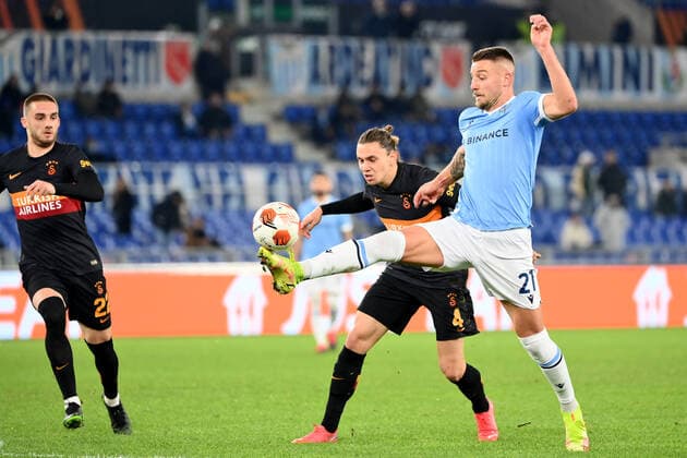 Photo Alfredo Falcone LaPresse 09 12 2021 Rome, Italy Soccer Lazio-Galatasaray - Uefa Europa League 2021 2022 - Olympic stadium of Rome In the pic: Sergej milinkovic savic  Copyright: xAlfredoxFalconex xLaPressex