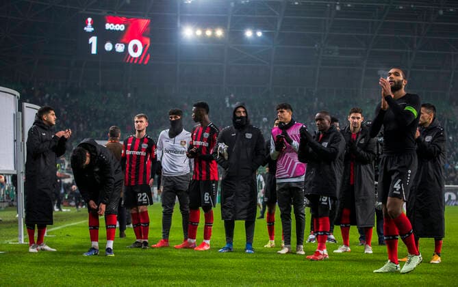 Jonathan Tah, Odilon Kossonou, Moussa Diaby, Daley Sinkgraven, Lucas Alario Ferencvaros vs Bayern Leverkusen, Uefa Europa Leafue, 09 December, 09.12.2021 Ferencvaros vs Bayern Leverkusen, Uefa Europa Leafue, 09 December, 09.12.2021 Budapest Copyright: xEIBNER NikolaxKrsticx EP_EER
