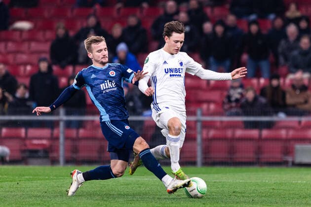 FC Copenhagen v Slovan Bratislava, UEFA Europa Conference League, Copenhagen, Denmark Copenhagen, Denmark. 09th, December 2021. William Boving (24) of FC Copenhagen and Jurij Medvedev (17) of Slovan Bratislava seen during the UEFA Europa Conference League match between FC Copenhagen and Slovan Bratislava at Parken in Copenhagen. Copenhagen Denmark  Copyright: xGonzalesxPhoto DejanxObretkovicx