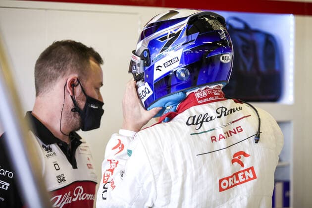 RAIKKONEN Kimi (fin), Alfa Romeo Racing ORLEN C41, portrait during the Formula 1 Etihad Airways Abu Dhabi Grand Prix 2021, 22th round of the 2021 FIA Formula One World Championship, WM, Weltmeisterschaft from December 10 to 12, 2021 on the Yas Marina Circuit, in Yas Island, Abu Dhabi - F1 - ABU DHABI GRAND PRIX 2021 DPPI Panoramic  00121045_FG0O8673.JPG