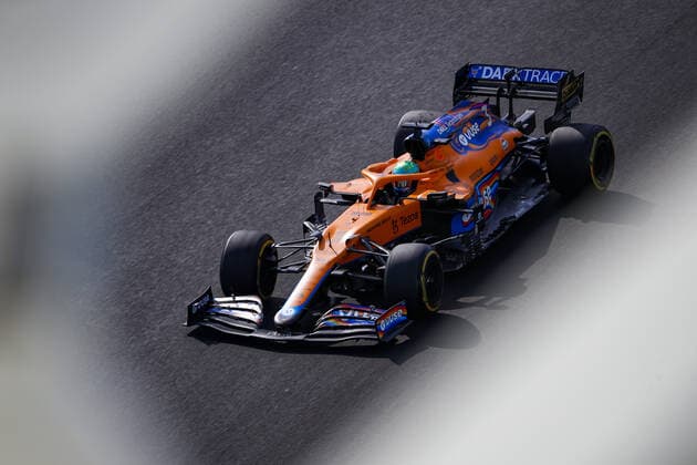 03 RICCIARDO Daniel (aus), McLaren MCL35M, action during the Formula 1 Etihad Airways Abu Dhabi Grand Prix 2021, 22th round of the 2021 FIA Formula One World Championship, WM, Weltmeisterschaft from December 10 to 12, 2021 on the Yas Marina Circuit, in Yas Island, Abu Dhabi - F1 - ABU DHABI GRAND PRIX 2021 DPPI Panoramic  00121045__V2_9312.JPG