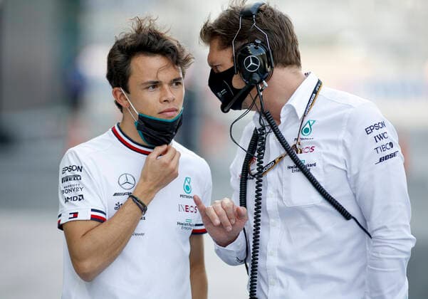 Nyck de Vries (NED, Mercedes-AMG Petronas F1 Team), James Vowles (GBR, Mercedes-AMG Petronas F1 Team), F1 Grand Prix of Abu Dhabi at Yas Marina Circuit on December 10, 2021 in Abu Dhabi, United Arab Emirates. (Photo by HOCH ZWEI) Abu Dhabi United Arab Emirates