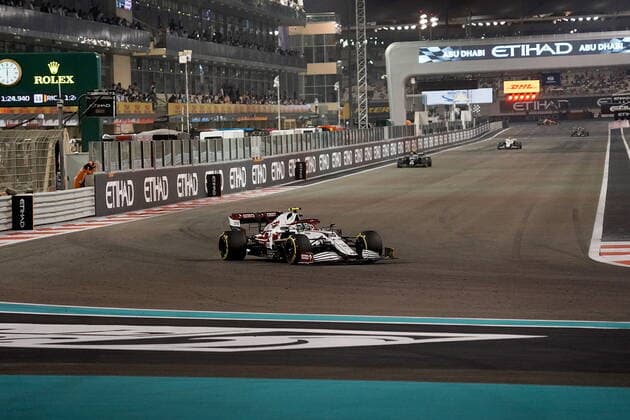 FORMULA 1 ETIHAD AIRWAYS ABU DHABI GRAND PRIX 2021 10.12.2021, Yas Marina Circuit, Abu Dhabi, FORMULA 1 ETIHAD AIRWAYS ABU DHABI GRAND PRIX 2021 , im Bild Antonio Giovinazzi (ITA), Alfa Romeo Racing ORLEN