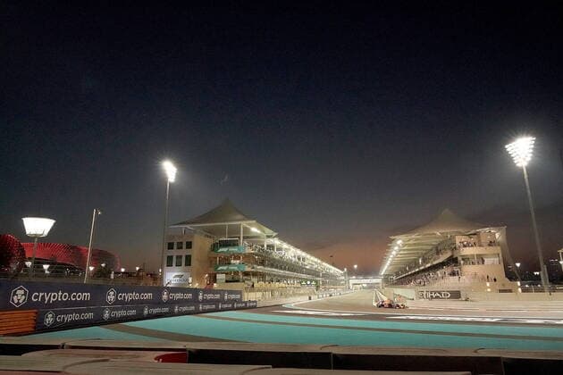 FORMULA 1 ETIHAD AIRWAYS ABU DHABI GRAND PRIX 2021 10.12.2021, Yas Marina Circuit, Abu Dhabi, FORMULA 1 ETIHAD AIRWAYS ABU DHABI GRAND PRIX 2021 , im Bild Sergio Perez (MEX), Red Bull Racing Honda