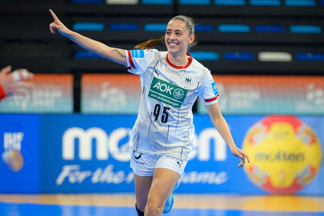 Handball, Frauen: WM, Südkorea - Deutschland, Hauptrunde, Gruppe 3, 2. Spieltag Johanna Stockschläder Stockschlaeder (Deutschland Neckarsulm) Jubel Freude Emotion Granollers Spanien