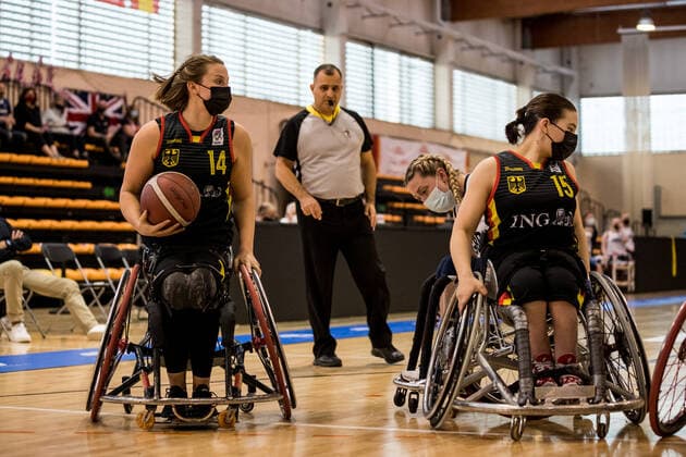 Europameisterschaft Rollstuhlbasketball 10.12.2021 MADRID, SPANIEN 10. Dezember - Rollstuhlbasketball, Halbfinale Grossbritannien gegen Deutschland Damen an Tag 7 der Europameisterschaft Rollstuhlbasketball am 10.12.2021 in Polid. Municipal Francisco Fernandez Ochoa in Madrid, Spanien. Lena Knippelmeyer (Deutschland, 14) Copyright: xBEAUTIFULxSPORTS Wunderlx