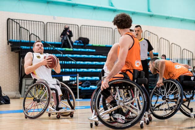 Europameisterschaft Rollstuhlbasketball 10.12.2021 MADRID, SPANIEN 10. Dezember - Rollstuhlbasketball, Halbfinale Deutschland gegen Niederlande Herren an Tag 7 der Europameisterschaft Rollstuhlbasketball am 10.12.2021 in Polid. Municipal Francisco Fernandez Ochoa in Madrid, Spanien. Jan Haller (Deutschland, 10) Copyright: xBEAUTIFULxSPORTS Wunderlx