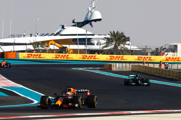 33 Max Verstappen (NED, Red Bull Racing), F1 Grand Prix of Abu Dhabi at Yas Marina Circuit on December 11, 2021 in Abu Dhabi, United Arab Emirates. (Photo by HOCH ZWEI) Abu Dhabi United Arab Emirates