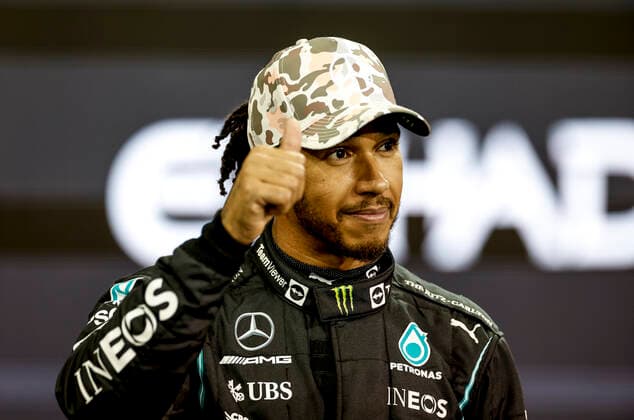 44 Lewis Hamilton (GBR, Mercedes-AMG Petronas F1 Team), F1 Grand Prix of Abu Dhabi at Yas Marina Circuit on December 11, 2021 in Abu Dhabi, United Arab Emirates. (Photo by HOCH ZWEI) Abu Dhabi United Arab Emirates