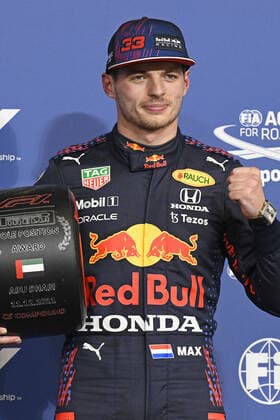 11.12.2021, xekx, Formel 1 FIA, Großer Preis von Abu Dhabi 2021 emspor, 1. Startplatz, Max Verstappen (Red Bull Racing, 33) (DFL DFB REGULATIONS PROHIBIT ANY USE OF PHOTOGRAPHS as IMAGE SEQUENCES and or QUASI-VIDEO) Abu Dhabi