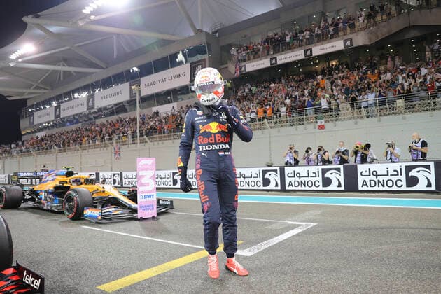 F1 Grand Prix of Abu Dhabi 33 Max Verstappen (NED, Red Bull Racing), F1 Grand Prix of Abu Dhabi at Yas Marina Circuit on December 11, 2021 in Abu Dhabi, United Arab Emirates. (Photo by Kamran Jebreili AP FIA Pool via HOCH ZWEI) Abu Dhabi United Arab Emirates Poolfoto HOCH ZWEI Pool AP ,EDITORIAL USE ONLY