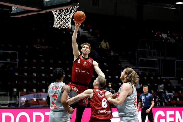 11.12.2021, easyCredit Basketball Bundesliga, BBL, Saison 2021 2022, Herren, Chemnitz Niners - Jobstairs Giessen 46ers Jonas Richter, Niners Chemnitz Chemnitz Messe Chemnitz Sachsen Germany
