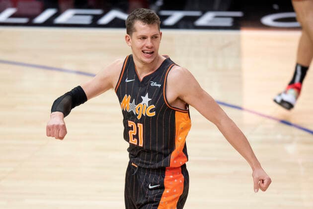 LOS ANGELES, CA - DECEMBER 11: Orlando Magic center Moritz Wagner (21) while playing the LA Clippers during an NBA, Basketball Herren, USA professional basketball game. (Photo by John McCoy Icon Sportswire) NBA: DEC 11 Magic at Clippers Icon2112111823