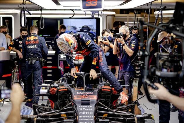 ABU DHABI - Max Verstappen of Red Bull Racing during the Abu Dhabi Grand Prix at Yas Marina Circuit on December 12, 2021 in Abu Dhabi, United Arab Emirates. REMKO DE WAAL F1 Grand Prix 2021 xVIxANPxSportx xxANPxIVx