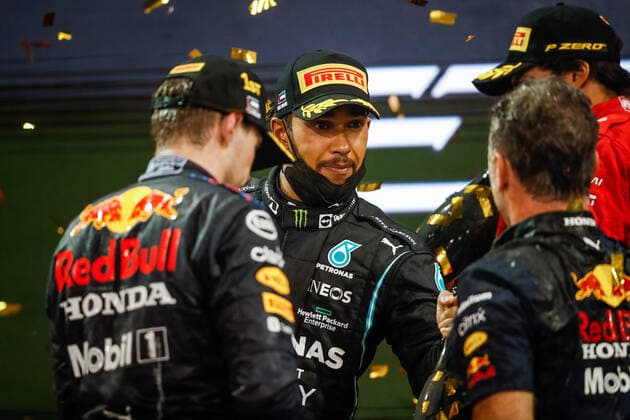 podium HAMILTON Lewis (gbr), Mercedes AMG F1 GP W12 E Performance, portrait during the Formula 1 Etihad Airways Abu Dhabi Grand Prix 2021, 22th round of the 2021 FIA Formula One World Championship, WM, Weltmeisterschaft from December 10 to 12, 2021 on the Yas Marina Circuit, in Yas Island, Abu Dhabi - F1 - ABU DHABI GRAND PRIX 2021 - RACE DPPI Panoramic  00121046__V2_4417
