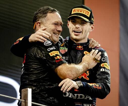 ABU DHABI -Team boss Christian Horner and Max Verstappen of Red Bull Racing on the podium after winning the Formula 1 World Championship, WM, Weltmeisterschaft after the Abu Dhabi Grand Prix at Yas Marina Circuit on December 12, 2021 in Abu Dhabi, United Arab Emirates. REMKO DE WAAL F1 Grand Prix 2021 xVIxANPxSportx xxANPxIVx