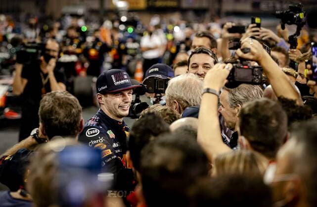 ABU DHABI - Max Verstappen of Red Bull Racing after winning the Formula 1 World Championship, WM, Weltmeisterschaft after the Abu Dhabi Grand Prix at Yas Marina Circuit on December 12, 2021 in Abu Dhabi, United Arab Emirates. REMKO DE WAAL F1 Grand Prix 2021 xVIxANPxSportx xxANPxIVx