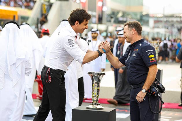 Toto Wolff (AUT, Mercedes-AMG Petronas F1 Team), Christian Horner (GBR, Red Bull Racing), F1 Grand Prix of Abu Dhabi at Yas Marina Circuit on December 12, 2021 in Abu Dhabi, United Arab Emirates. (Photo by HOCH ZWEI) Abu Dhabi United Arab Emirates