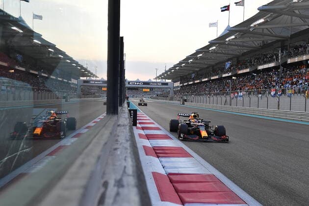 FORMULA 1 ETIHAD AIRWAYS ABU DHABI GRAND PRIX 2021 12.12.2021, Yas Marina Circuit, Abu Dhabi, FORMULA 1 ETIHAD AIRWAYS ABU DHABI GRAND PRIX 2021 , im Bild Max Verstappen (NEL), Red Bull Racing Honda