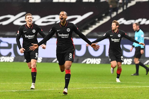 Sport Themen der Woche KW49 Sport Bilder des Tages Fußball 1. Bundesliga 15. Spieltag Eintracht Frankfurt - Bayer 04 Leverkusen am 12.12.2021 im Deutsche Bank Park in Frankfurt Torjubel zum 5:2 durch Djibril Sow ( Frankfurt ) DFL regulations prohibit any use of photographs as image sequences and or quasi-video. *** Fußball 1 Bundesliga 15 Spieltag Eintracht Frankfurt Bayer 04 Leverkusen am 12 12 2021 im Deutsche Bank Park in Frankfurt Torjubel zum 5 2 durch Djibril Sow Frankfurt DFL regulations prohibit any use of photographs as image sequences and or quasi video xJKx