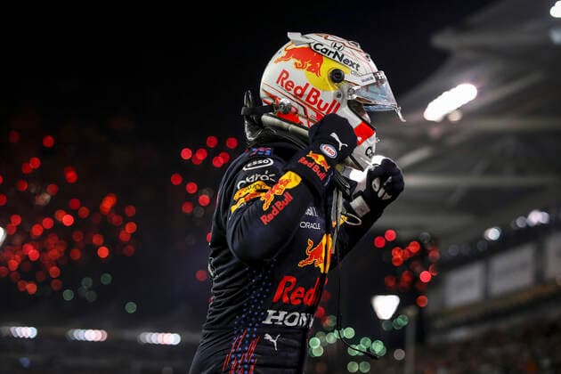 33 Max Verstappen (NED, Red Bull Racing), F1 Grand Prix of Abu Dhabi at Yas Marina Circuit on December 12, 2021 in Abu Dhabi, United Arab Emirates. (Photo by HOCH ZWEI) Abu Dhabi United Arab Emirates