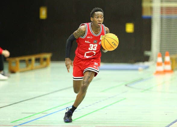 Basketball, ProB BARMER 2. Basketball Bundesliga, ProB Nord, Elfter Spieltag, ETV Hamburg - RheinStars Köln (84:74). John Joseph Saigge (Köln). Wandsbek Hamburg