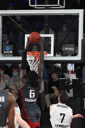 Basketball I Herren I Saison 2021-2022 I Eurocup I 7. Spieltag I Hamburg Towers - LOKOMOTIV KUBAN KRASNODAR I 15.12.2021 JOHNATHAN MOTLEY( 6, Center, LOKOMOTIV KUBAN KRASNODAR) Hamburg edel-optics.de Arena Hamburg Deutschland Copyright: xLobeca Hannigx
