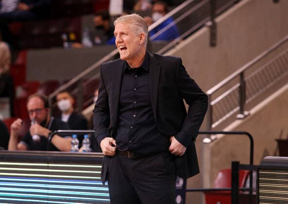 Ludwigsburg , Basketball easycredit BBL Bundesliga , MHP Riesen Ludwigsburg vs. Frankfurt Skyliners , Trainer John Patrick (Ludwigsburg)