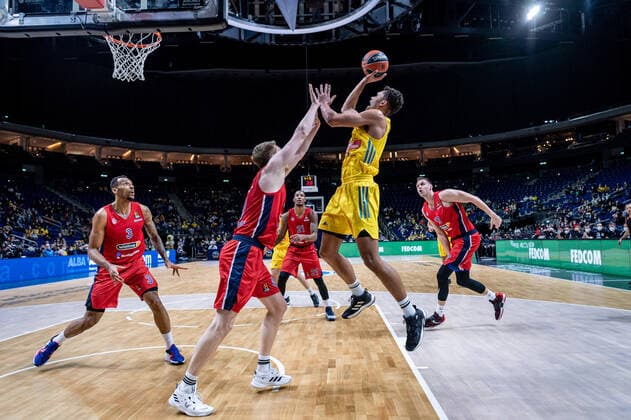 Basketball Berlin 17.12.2021 Saison 2021 2022 EuroLeague 16.Spieltag Alba Berlin vs ZSKA Moskau vl: Oscar Da Silva (Alba, No. 1)