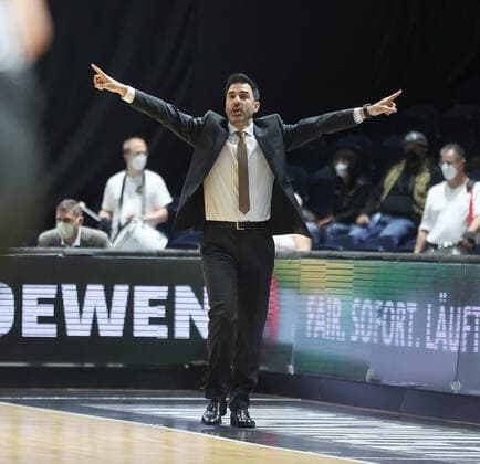 Headcoach Jesus Ramirez (Basketball Loewen Braunschweig)