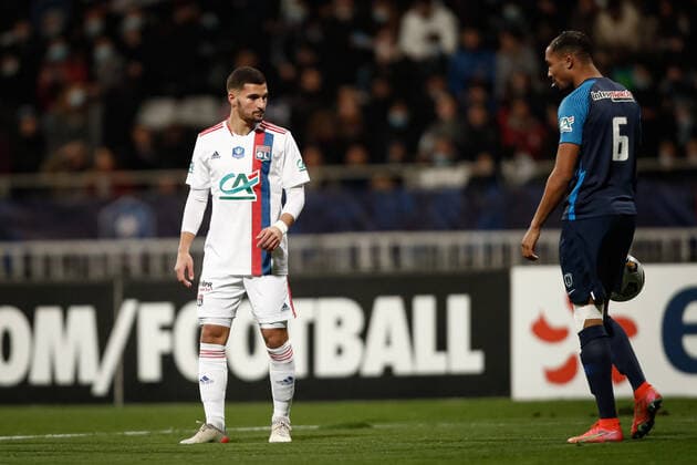Houssem Aouar (Olympique Lyonnais) FOOTBALL : 32eme finale de la Coupe de France - Paris Football Club vs Olypique Lyonnais - 17 12 2021 AurelienMorissard Panoramic 
