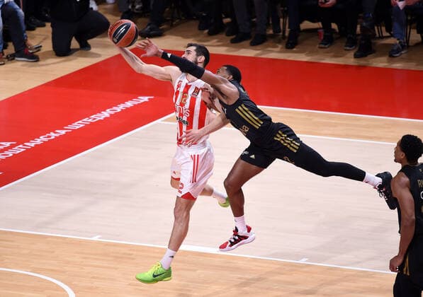 WALDEN COREY, Crvena Zvezda mts Belgrade vs FC Bayern Munich, Euroleague, 17 December, 17.12.2021 Crvena Zvezda mts Belgrade vs FC Bayern Munich, Euroleague, 17 December, 17.12.2021 Belgrade Copyright: xEIBNER NikolaxKrsticx EP_EER