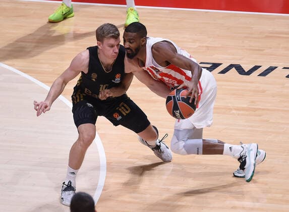 JARAMAZ OGNJEN, Crvena Zvezda mts Belgrade vs FC Bayern Munich, Euroleague, 17 December, 17.12.2021 Crvena Zvezda mts Belgrade vs FC Bayern Munich, Euroleague, 17 December, 17.12.2021 Belgrade Copyright: xEIBNER NikolaxKrsticx EP_EER