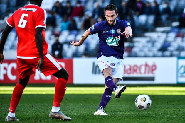 Branco Van den Boomen (tfc) FOOTBALL : Toulouse vs Nimes - 32eme de Finale de Coupe de France - Toulouse - Le 18 12 2021 ThierryBreton Panoramic 