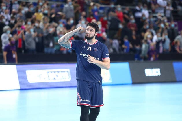 Elohim Prandi (Paris Saint-Germain) HANDBALL : Paris Saint-Germain HB vs Chambery Savoie Mont-Blanc HB - Coupe de la ligue - Demi-Finale - 18 12 2021 KevinDomas Panoramic 