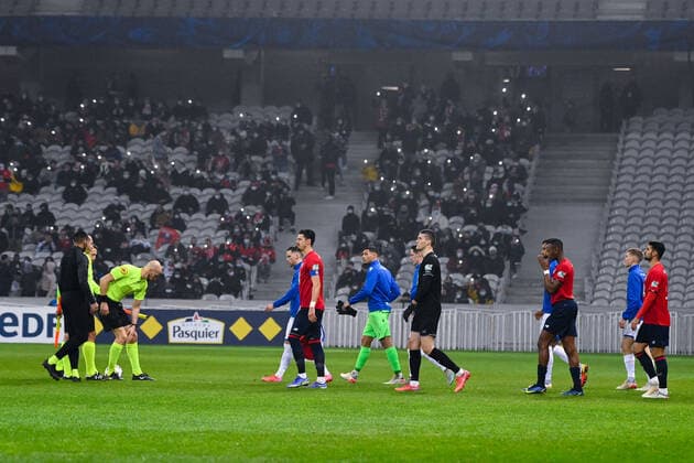 Presentation - Line up - Jose Fonte ( 6 - LOSC ) - FOOTBALL : Lille vs Auxerre - Coupe de France - Lille - 18 12 2021 FedericoPestellini Panoramic 