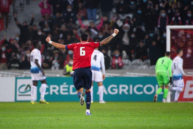 Joie des joueurs de l equipe du LOSC apres le but de Gomes Adilson Angel ( 7 - LOSC ) - FOOTBALL : Lille vs Auxerre - Coupe de France - Lille - 18 12 2021 FedericoPestellini Panoramic 