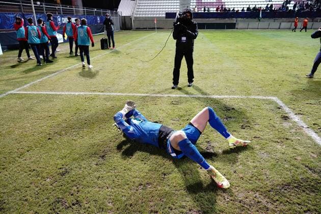 Joie fin de match - Florian Verplanck (AS Cannes) FOOTBALL : AS Cannes vs Dijon FCO - 32 eme de finale de Coupe de France - Cannes - 18 12 2021 NorbertScanella Panoramic 